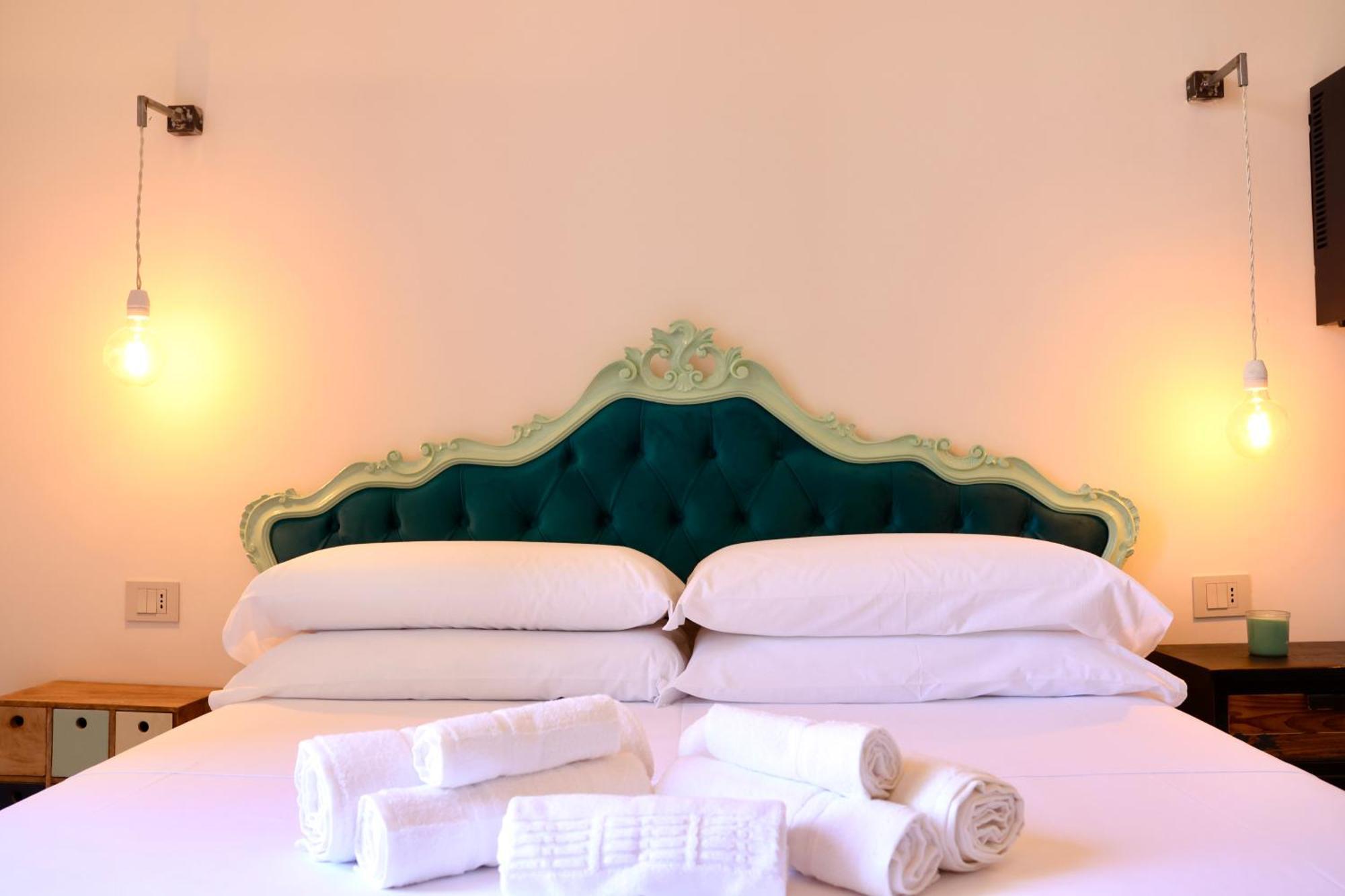Holiday Lux Boutique Room 卡塔尼亚 客房 照片
