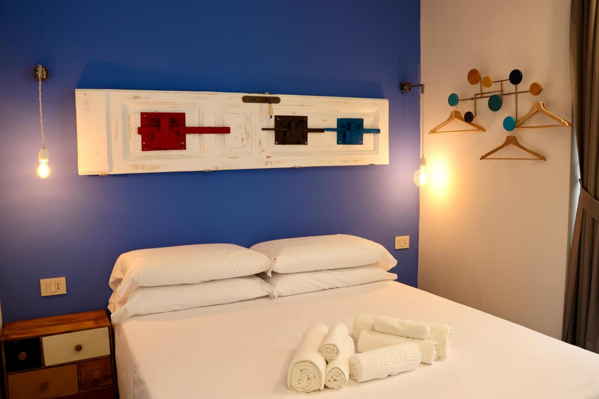 Holiday Lux Boutique Room 卡塔尼亚 外观 照片