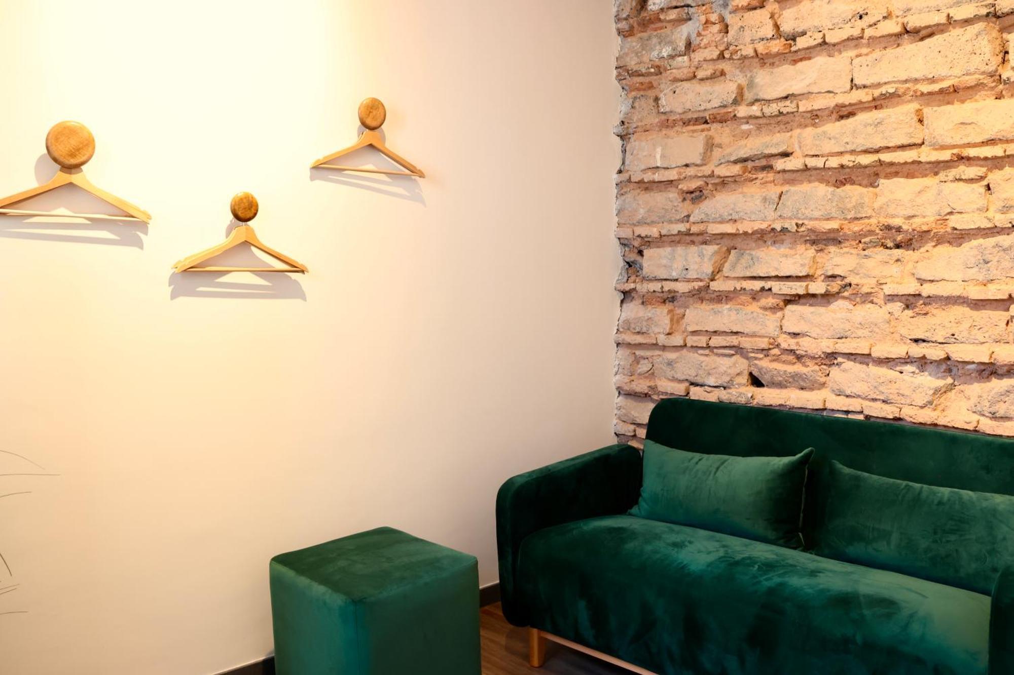 Holiday Lux Boutique Room 卡塔尼亚 外观 照片