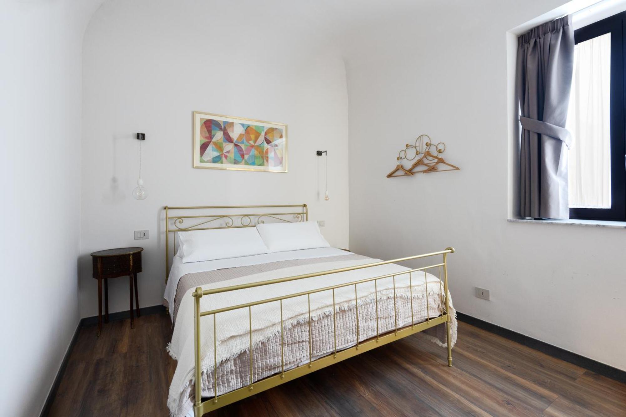 Holiday Lux Boutique Room 卡塔尼亚 外观 照片