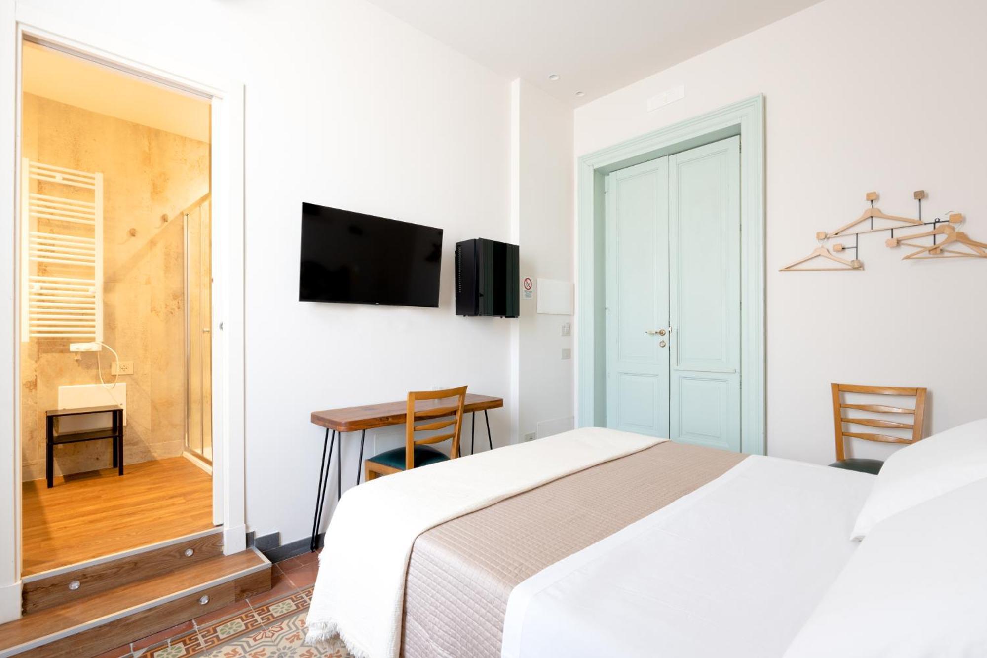 Holiday Lux Boutique Room 卡塔尼亚 外观 照片