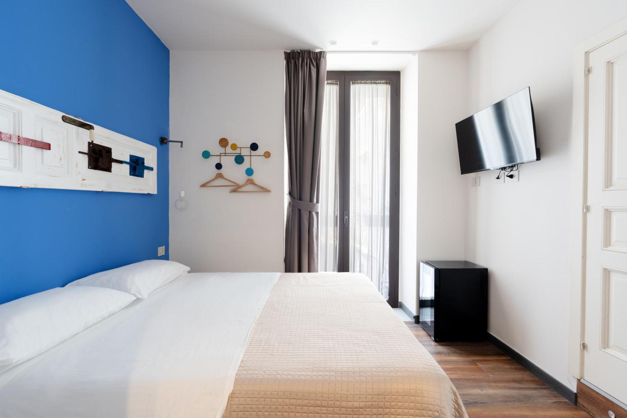 Holiday Lux Boutique Room 卡塔尼亚 外观 照片